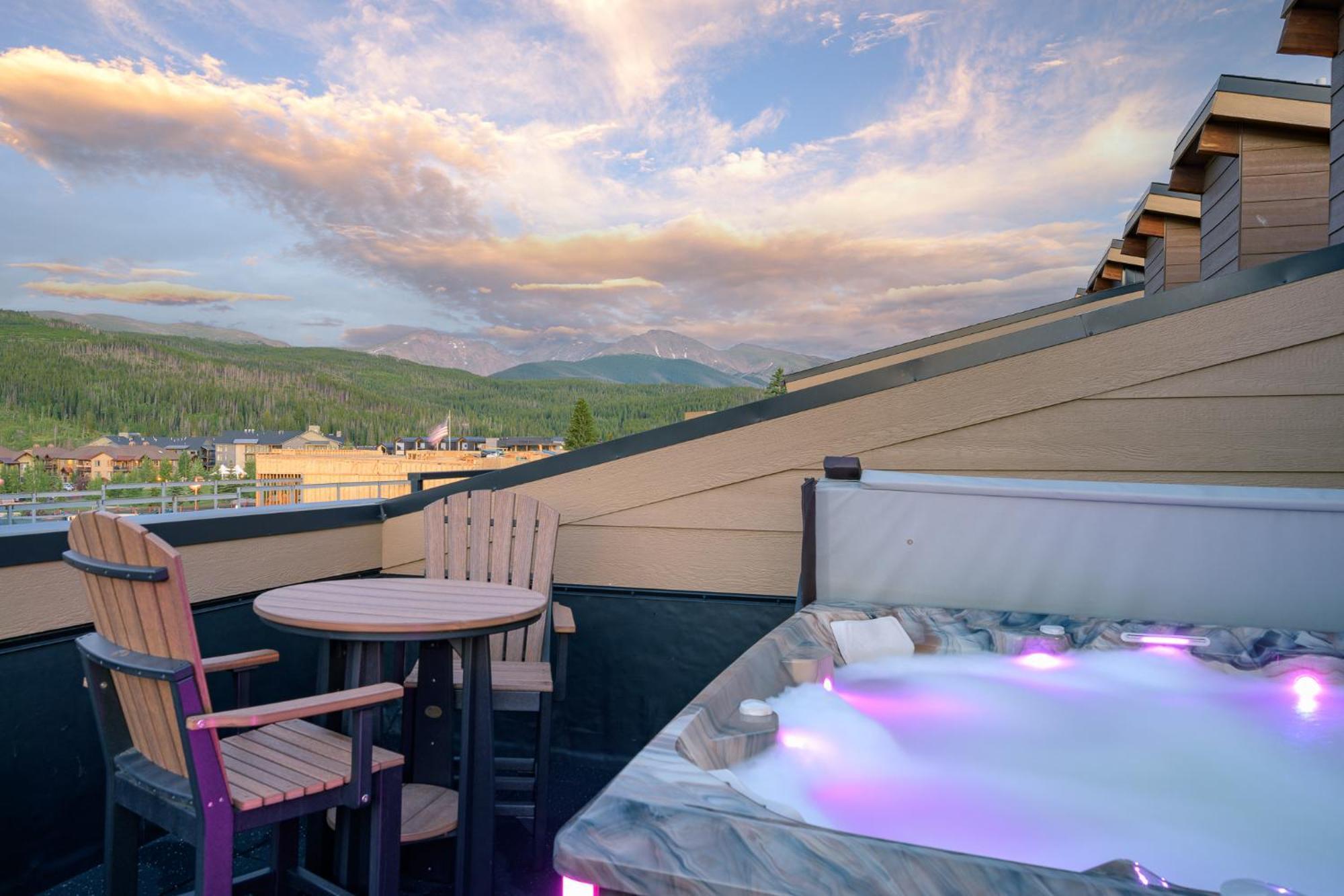 New Luxury Villa #282 With Rooftop Hot Tub & Great Views - 500 Dollars Of Free Activities & Equipment Rentals Daily Winter Park Exterior photo