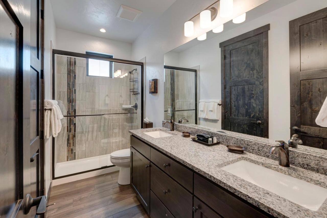 New Luxury Villa #282 With Rooftop Hot Tub & Great Views - 500 Dollars Of Free Activities & Equipment Rentals Daily Winter Park Exterior photo